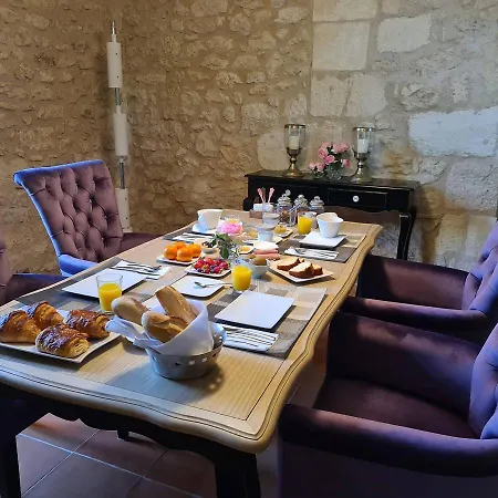 Château De Courtebotte Maison d'hôtes 3*