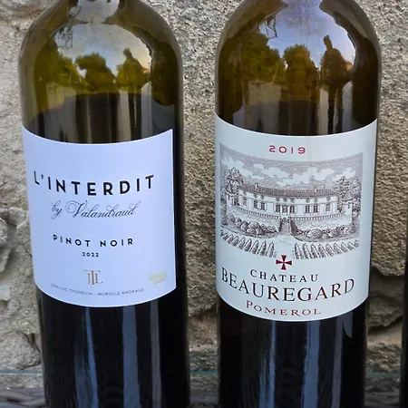 Chateau De Courtebotte بيت ضيافة 3*