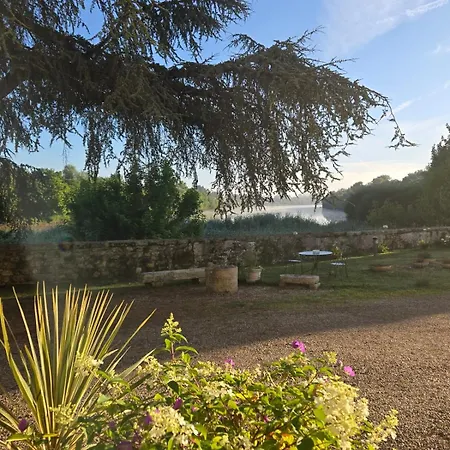 Chateau De Courtebotte 4* Saint-Jean-de-Blaignac