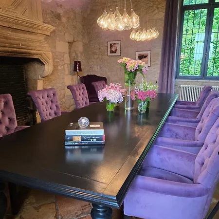 بيت ضيافة Chateau De Courtebotte