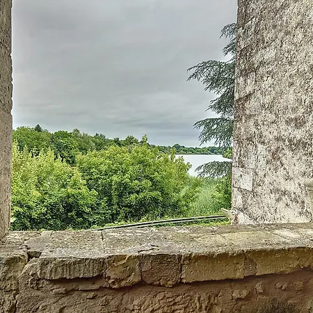 Chateau De Courtebotte 4*