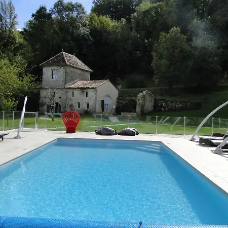 Château De Courtebotte 3*