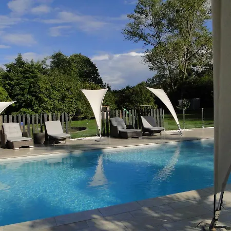 Maison d'hôtes Château De Courtebotte 3*