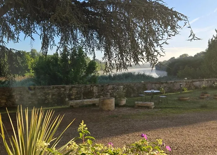 Chateau De Courtebotte 4* Saint-Jean-de-Blaignac