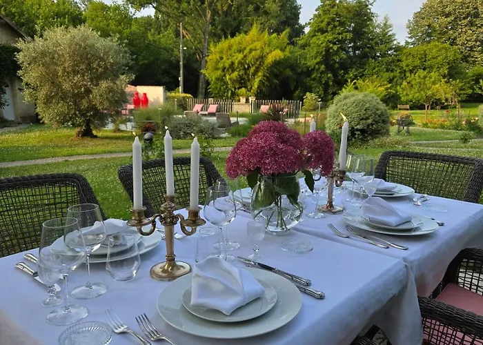 Gasthuis Chateau De Courtebotte Saint-Jean-de-Blaignac